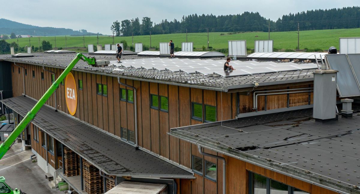 Photovoltaik Anlage EZA